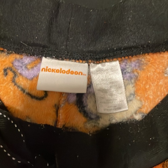 Rugrats Halloween pjs - Picture 3 of 4